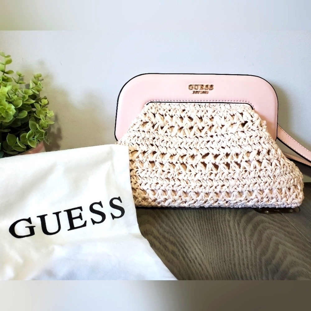 GUESS new!Liguria braided frame clutch/crossbody bag in pale pink with dust bag.